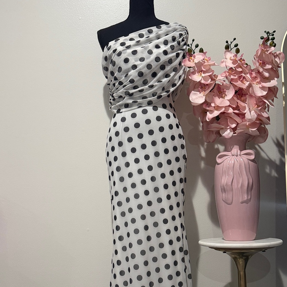 Chic Black and White Polka Dot Maxi Dress